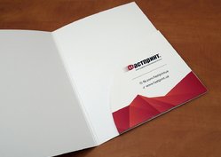 Папка с клеенным карманом, пример 5